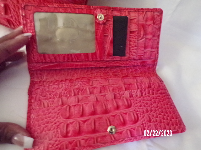 Brahmin Melbourne Croc Embossed Leather Cross Body Purse with Wallet HTF -  California Shop Small