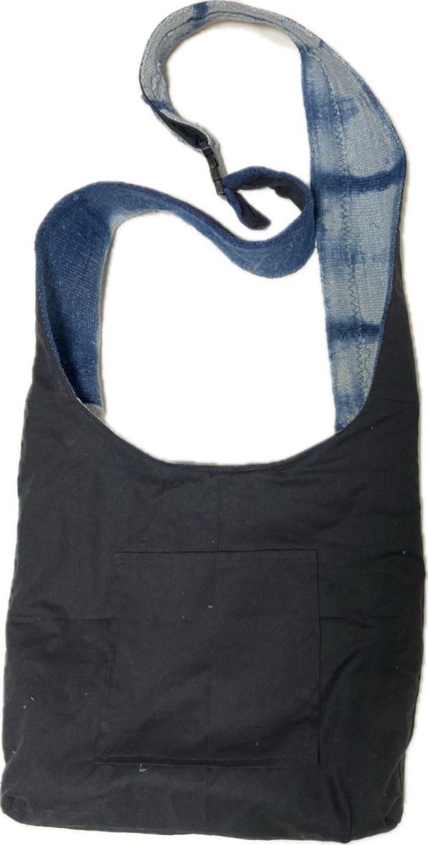 Product Image and Link for Mudcloth Cross Body Bag, Blue