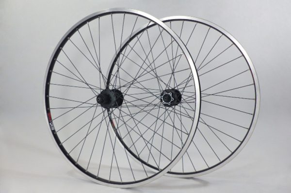 Product Image and Link for Lynx handbuilt Wheels by Vagari Cycling