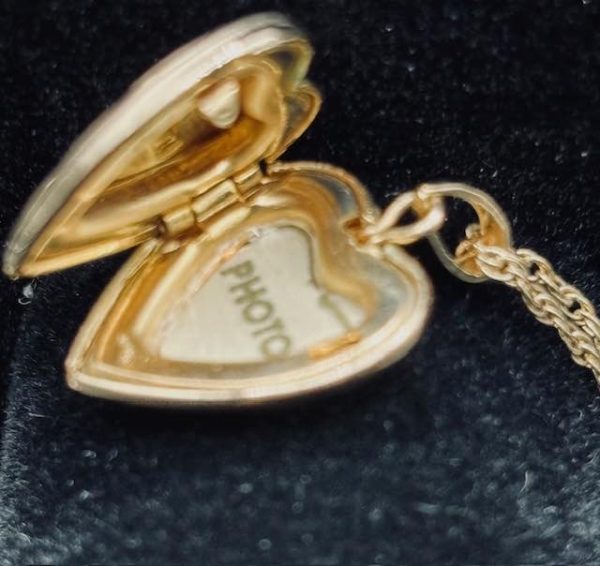 Product Image and Link for Gold Locket