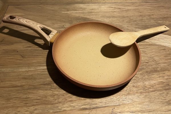 Product Image and Link for Terracotta 11″ Fry Pan