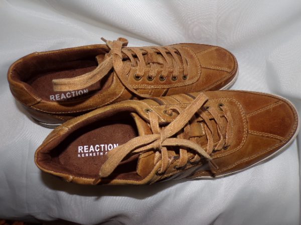 Product Image and Link for KENNETH COLE REACTION TAN MEN’S SNEAKER SIZE 10.5 LIKE NEW