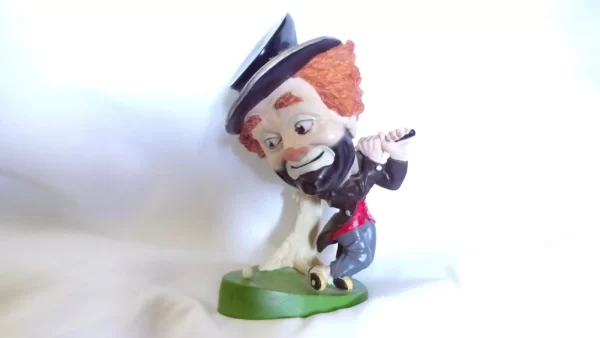 Product Image and Link for Vintage Red Skelton’s Freddie on the Green Sculpture Signed Armstrongs 1325/7500